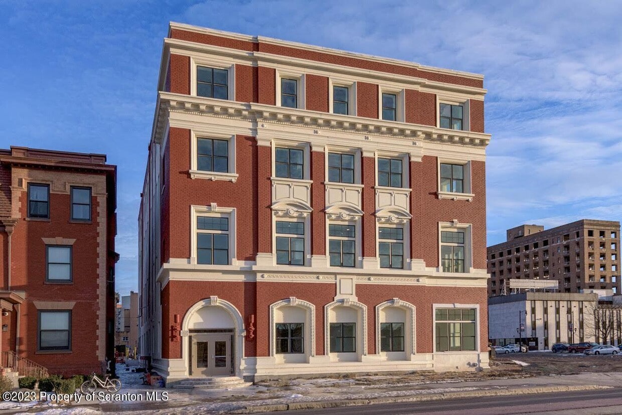 19 W River St Unit 402, WilkesBarre, PA 18702 Room for Rent in