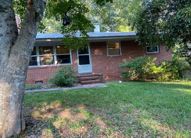 Building Photo - 405 Old Princeton Rd