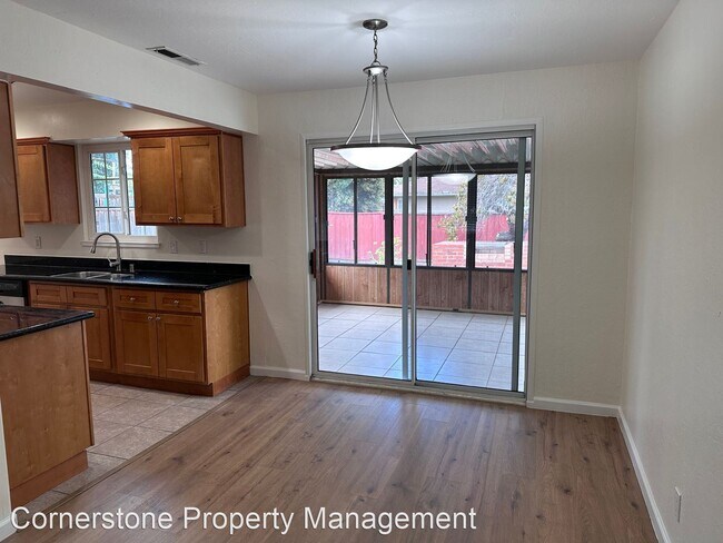 Building Photo - 3 br, 1 bath House - 2351 Fatjo Pl