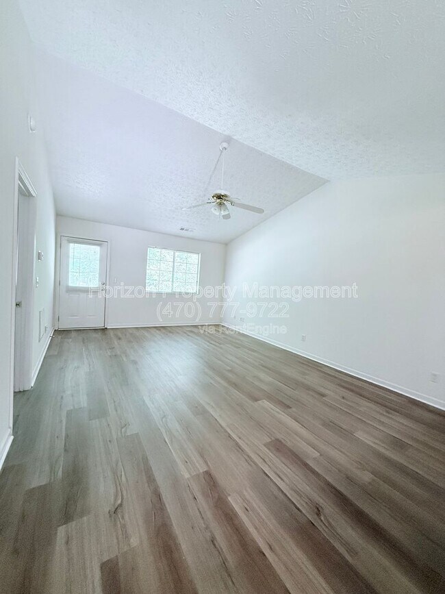 Photo - 3987 Hidden Hollow Dr Townhome