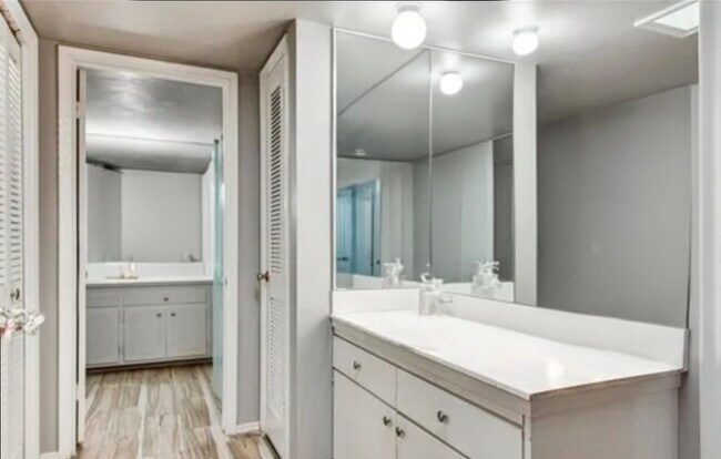 Foto del edificio - 600 Liddon Ave