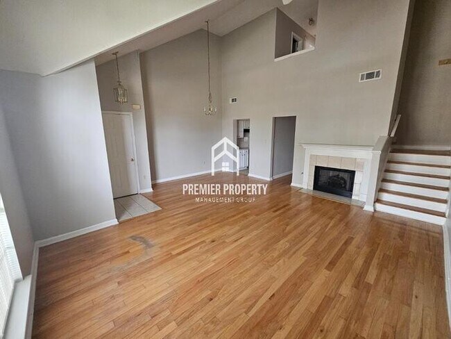 Foto del edificio - 7745 Shadowland Dr