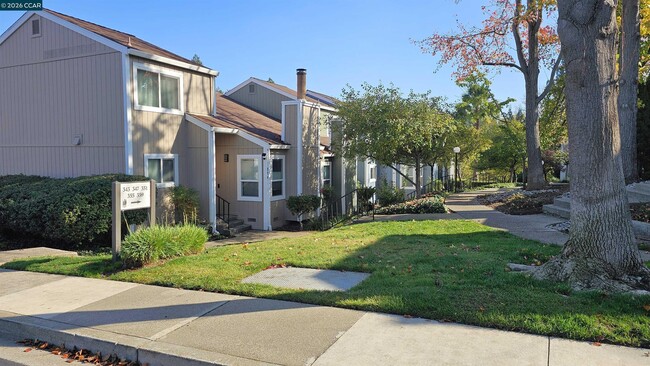 Foto del edificio - 347 Scottsdale Rd