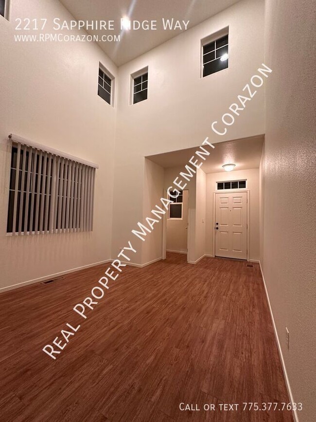 Foto del edificio - 3 BEDROOM, 2 1/2 BATHROOM NORTHWEST RENO HOME