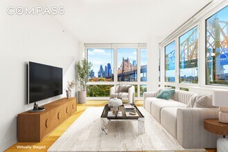 Building Photo - 415 Main St