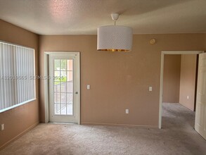 Building Photo - 1001 Belmont Ln