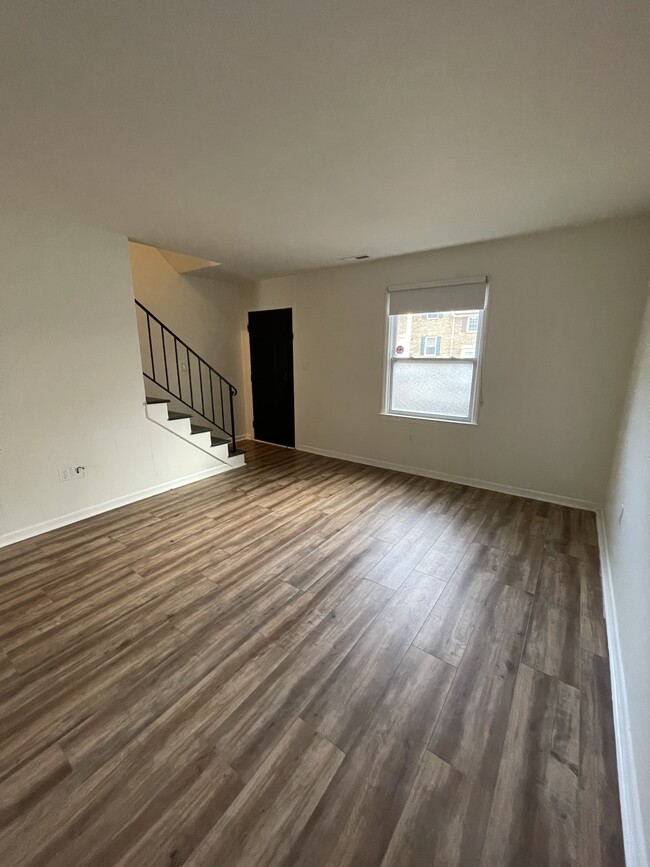 Photo - 101 Royal Forest Ct Townhome