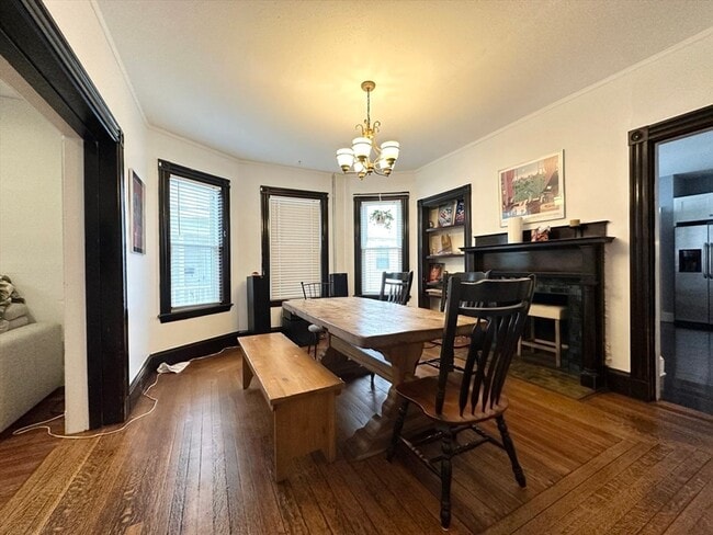 Foto del edificio - 66 Mapleton St