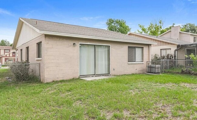 Building Photo - 1650 Ariana St