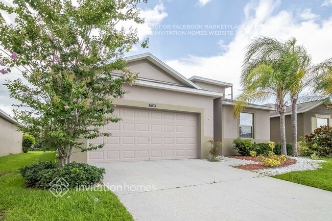 Building Photo - 2729 Carrickton Cir