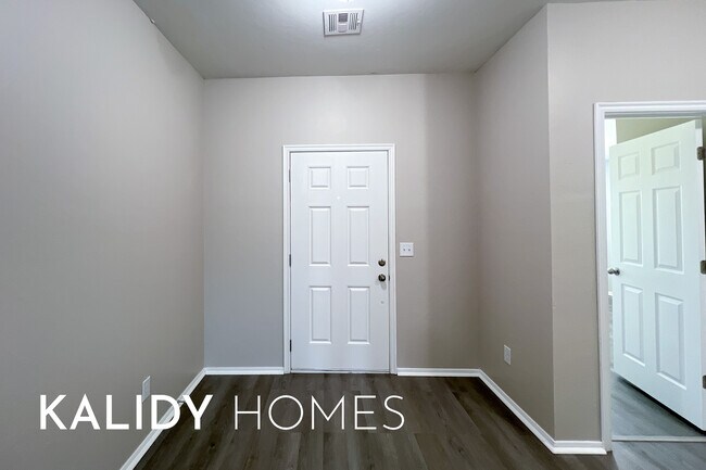 Foto del edificio - 2928 Cider Mill Ln