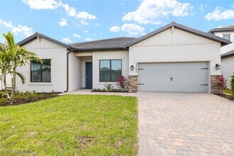 Building Photo - 25637 Shoreline Gaze Dr
