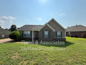 Building Photo - 4315 Bishop Hills Dr