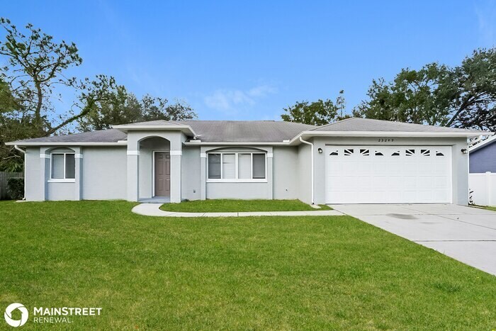 Foto principal - 23249 Dover Dr