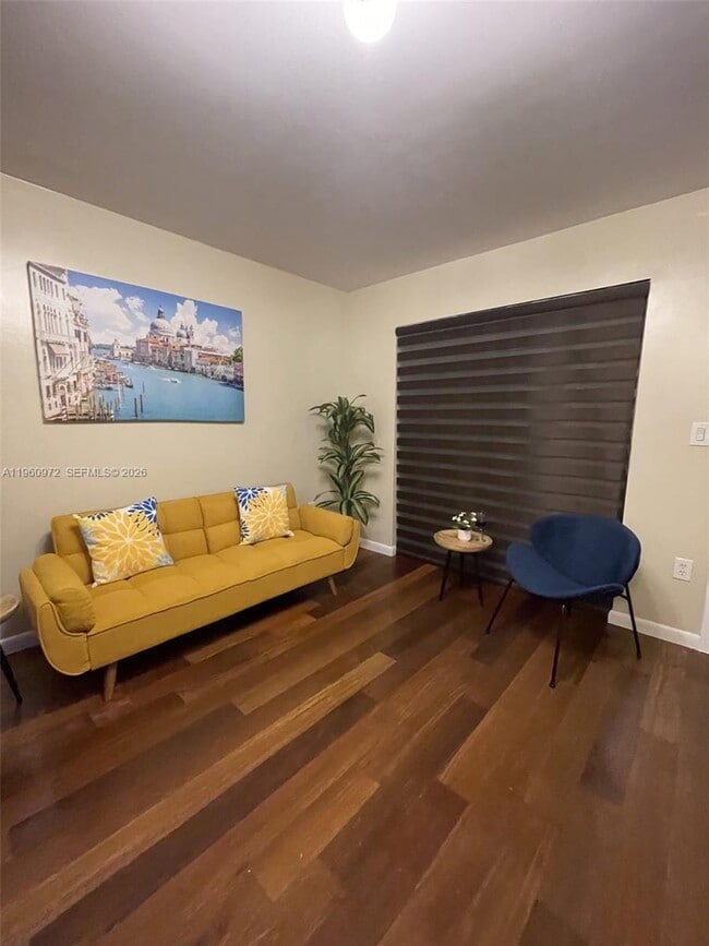 Building Photo - 1560 Pennsylvania Ave