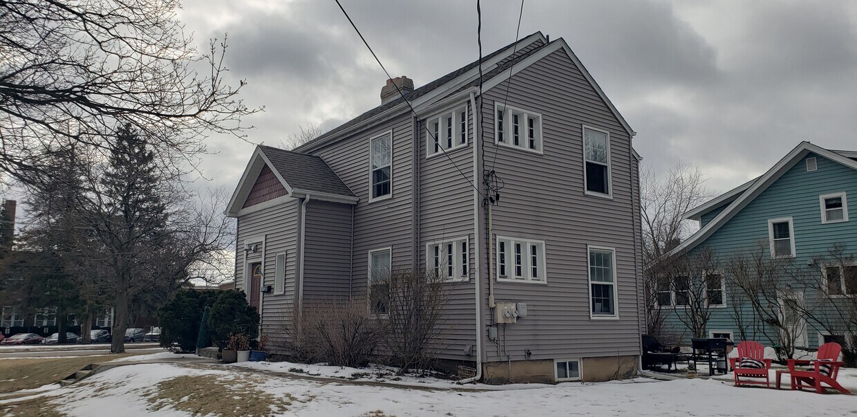 100 S Caroline - 100 S Caroline St