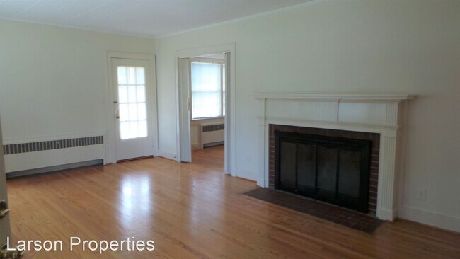 Building Photo - 3 br, 1.5 bath House - 412 Trail Eight