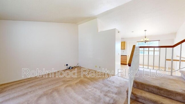 Building Photo - 2316 Sierra Dr