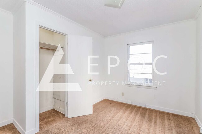 Foto del edificio - 507 Cox Ave