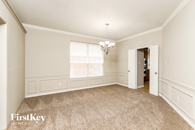 Building Photo - 2225 Crary Meadow