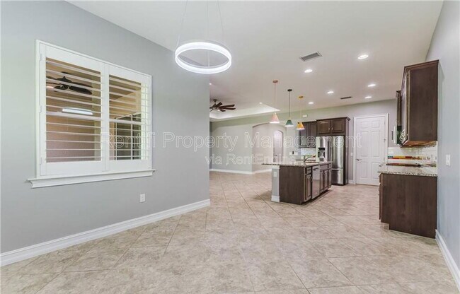 Foto del edificio - 3149 Amadora Cir