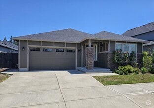 Building Photo - 13109 NE 60th Ave