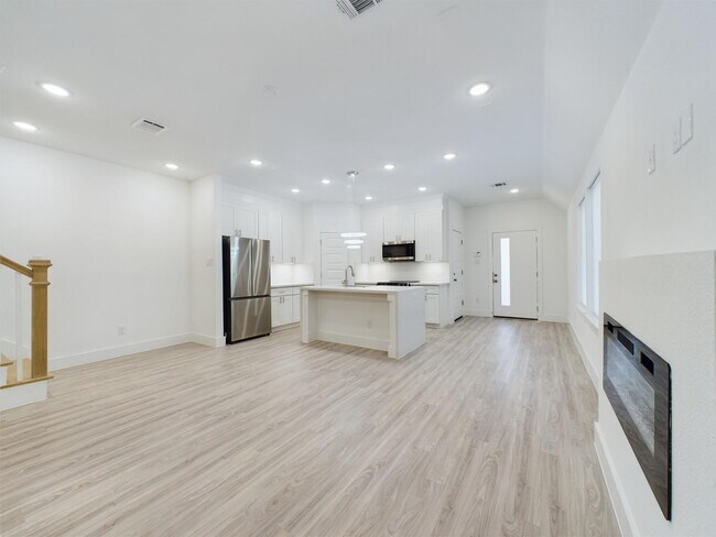 Foto del edificio - 5206 Gold St