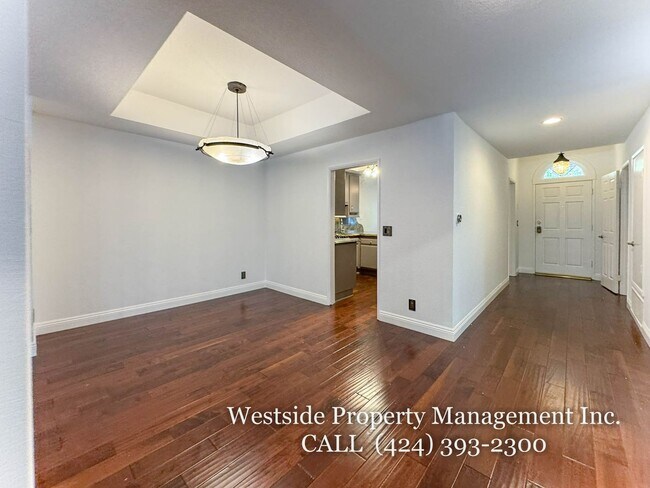 Building Photo - 4355 Ventura Canyon Ave
