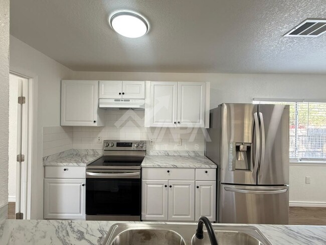 Foto del edificio - 2910 Lake Briar