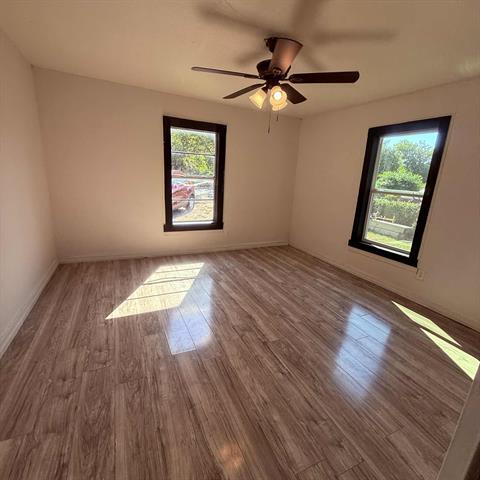 Building Photo - 309 W Hull St