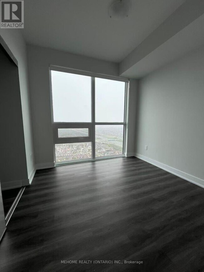 Building Photo - 430-4430 Square One Dr