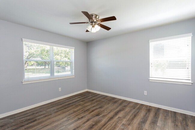 Foto del edificio - 3601 Murworth Dr