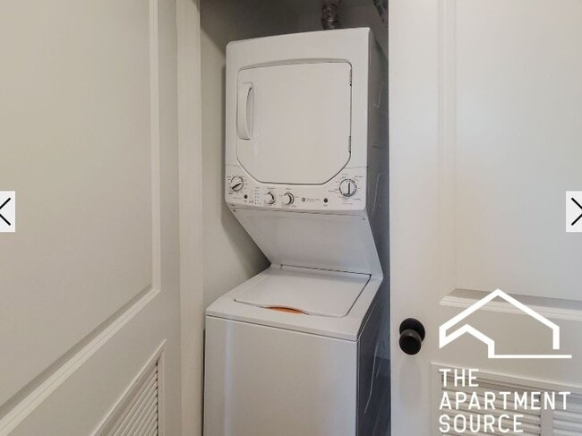 Photo - 2237.5 N Bissell St Apartment