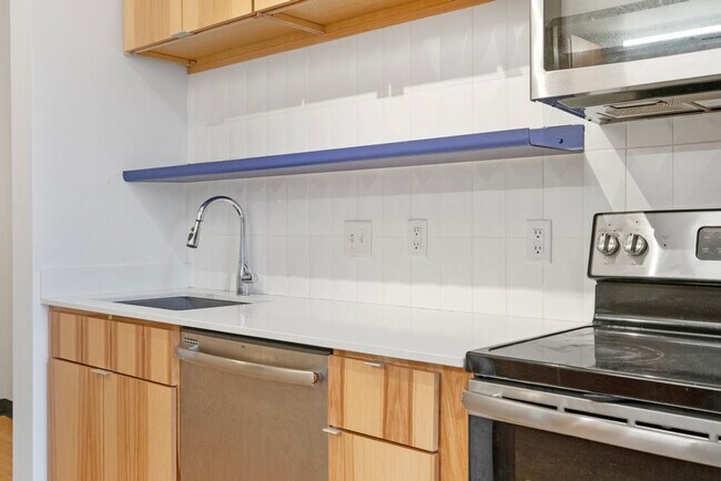 Foto del interior - 100 E 2nd St