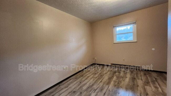 Foto del edificio - 51 Candlewood Ct