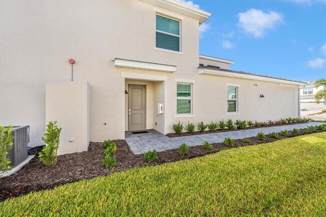 Building Photo - 12640 Radiance Ct