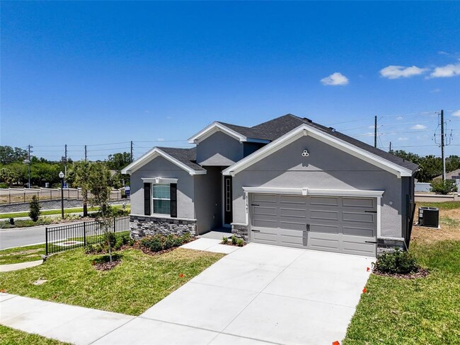 Foto del edificio - 1121 Mountain Flower Ln