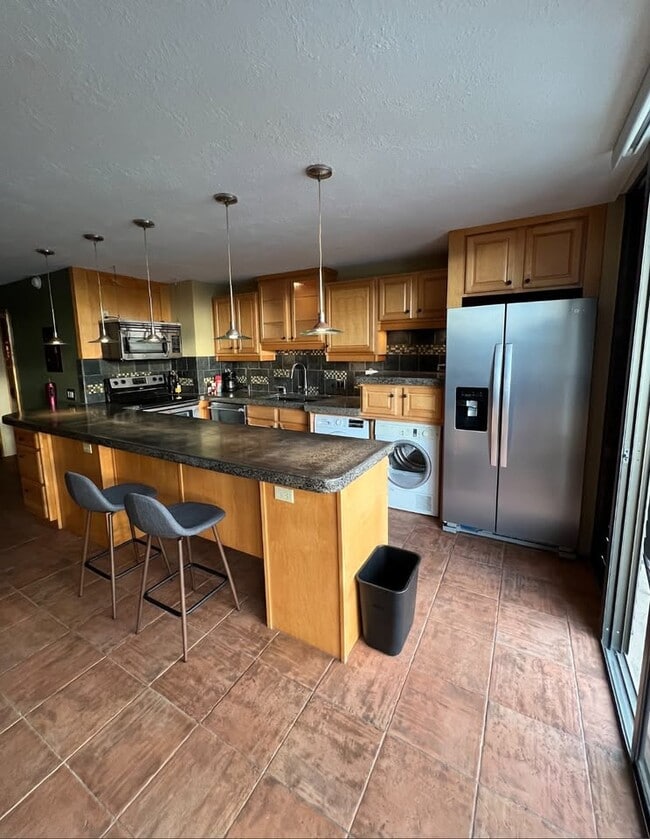 Electrodomésticos de tamaño completo - 1630 Liholiho St