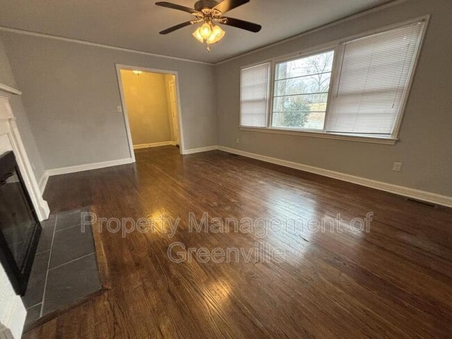 Photo - 105 Rockmont Rd House