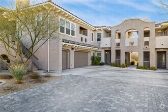 Building Photo - 11890 Tevare Ln