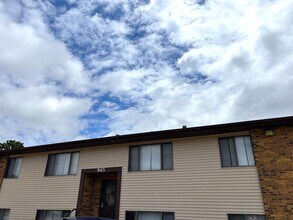 Building Photo - 945 Boston Way