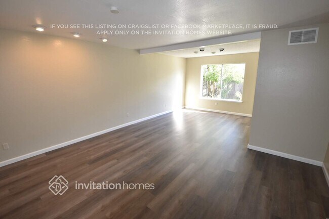 Foto del edificio - 1706 Barton Dr