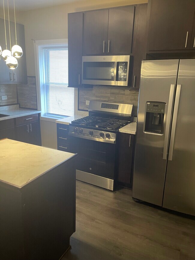 Foto del edificio - 5953 W Walton St