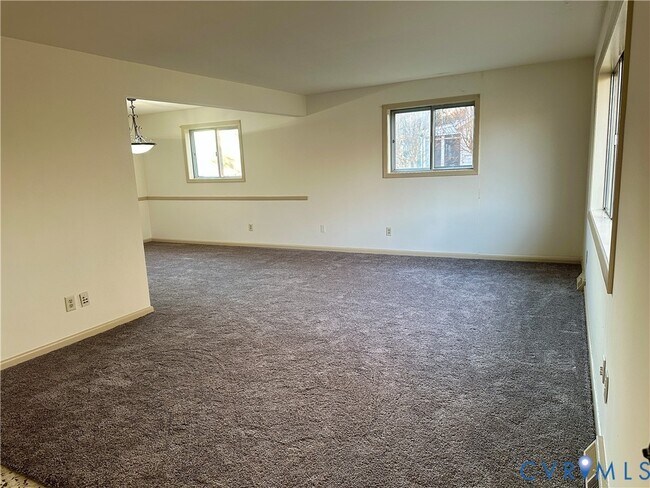 Foto del edificio - 8311 Michaels Rd