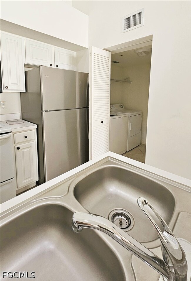 Building Photo - 4105 Residence Drive