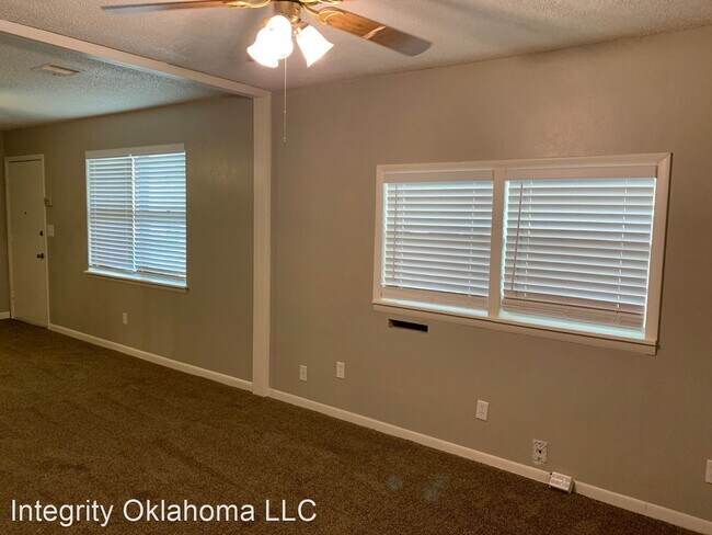 Building Photo - 3 br, 1 bath House - 604 N Dallas Ave