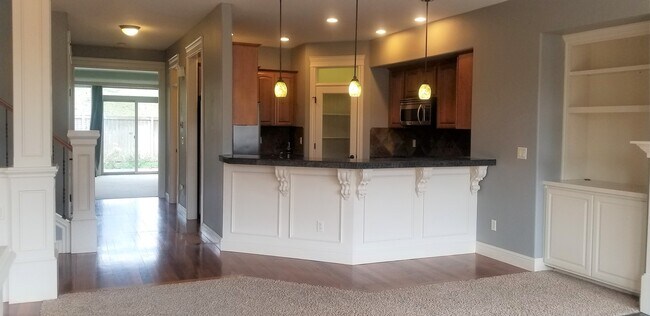 Foto del edificio - Camas Schools! Stunning Custom Home!  3 Be...
