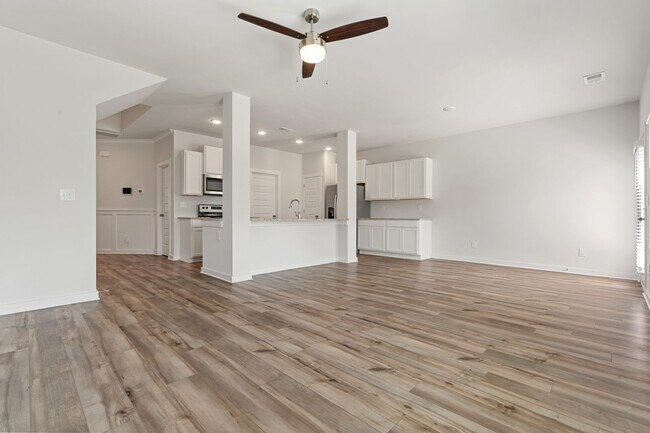 Building Photo - 5615 Cheshire Cove Pl