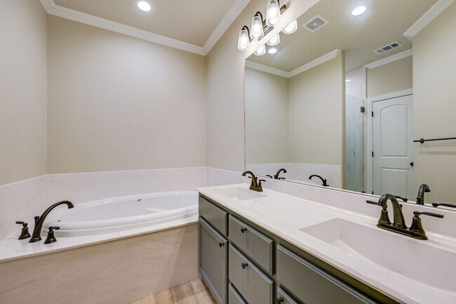 Foto del edificio - 306 W Mclaine, Sherman, TX