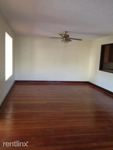 Building Photo - 4 br, 2 bath House - 407 W Palm St